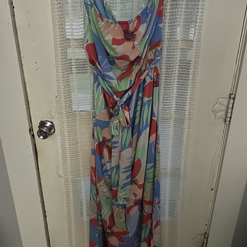 Strapless Maxi NWT